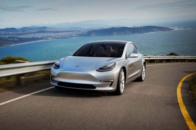 特斯拉遭加州调查:Model 3帐篷工厂危及工人安全缩略图 特斯拉遭加州调查:Model 3帐篷工厂危及工人安全缩略图