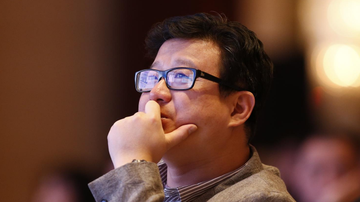 丁磊现身夜店打碟 继续押宝4亿电音市场缩略图 丁磊现身夜店打碟 继续押宝4亿电音市场缩略图